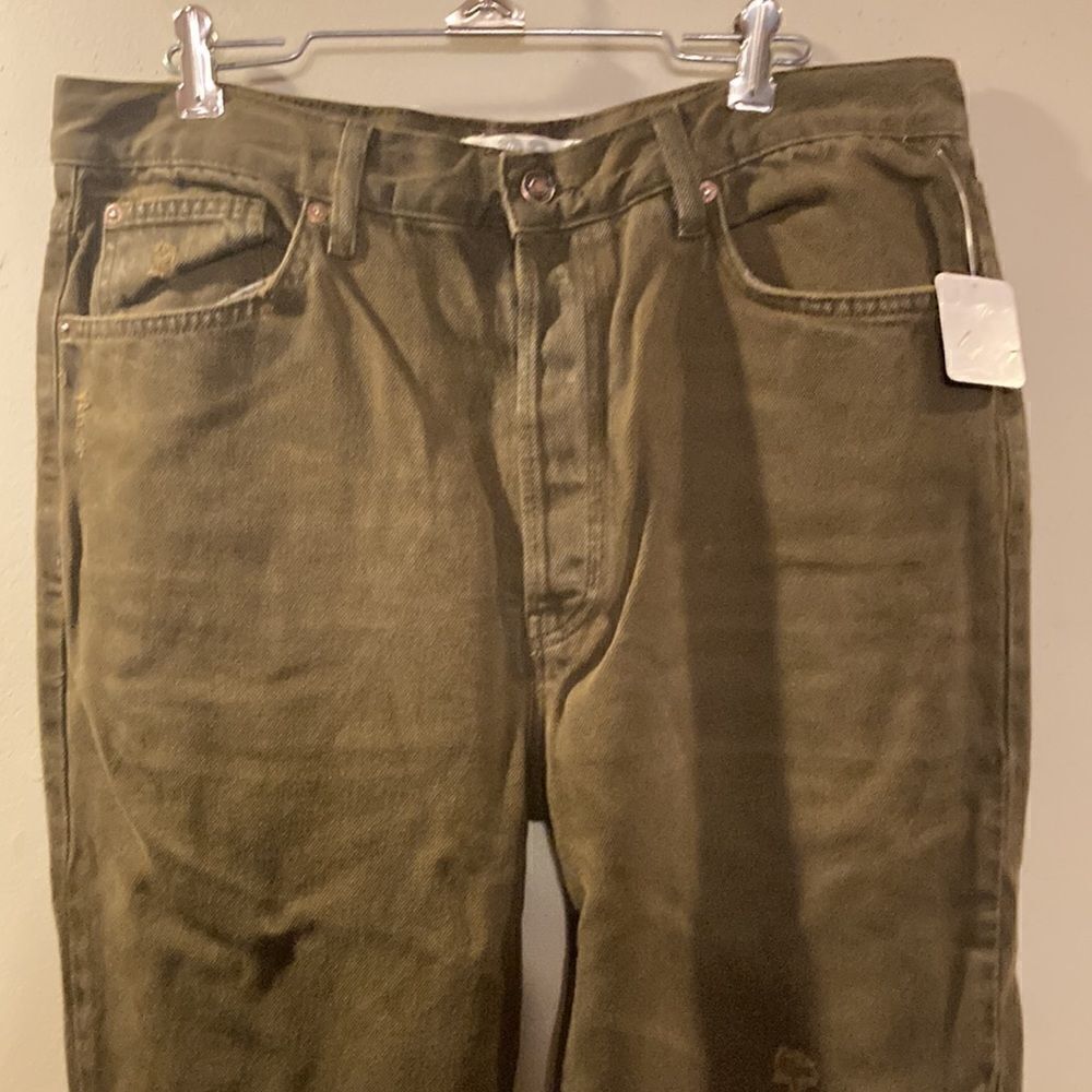 Free People Distressed Jeans